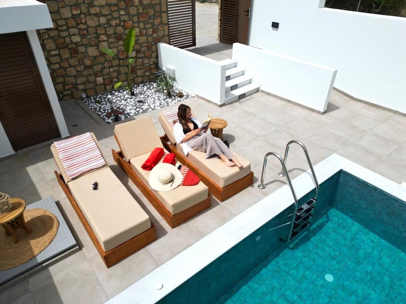 Valantina'S & Mannouel Lardos Luxury Villas מראה חיצוני תמונה