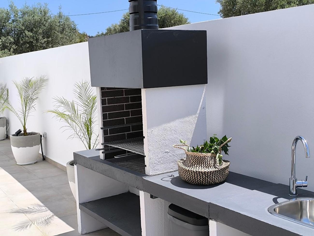 Valantina'S & Mannouel Lardos Luxury Villas מראה חיצוני תמונה